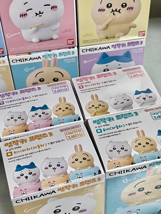 Chiikawa Friends 3 Collectable Toy Figure Surprise Box