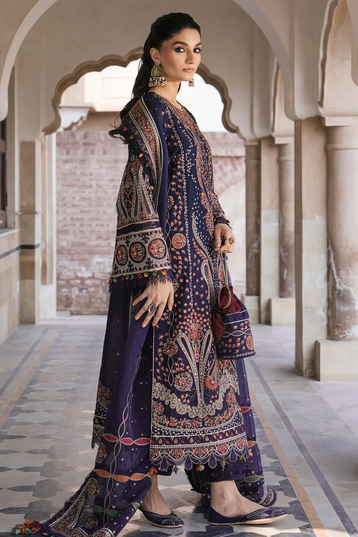 Embroidered Luxury Lawn SL24-D9