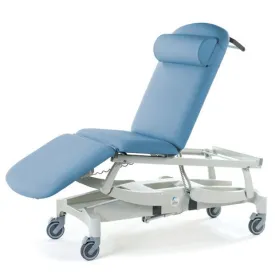 SEERS INNOVATION DELUXE 3 SECTION TREATMENT COUCH